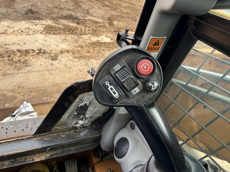 2023-case-tv380-image-4