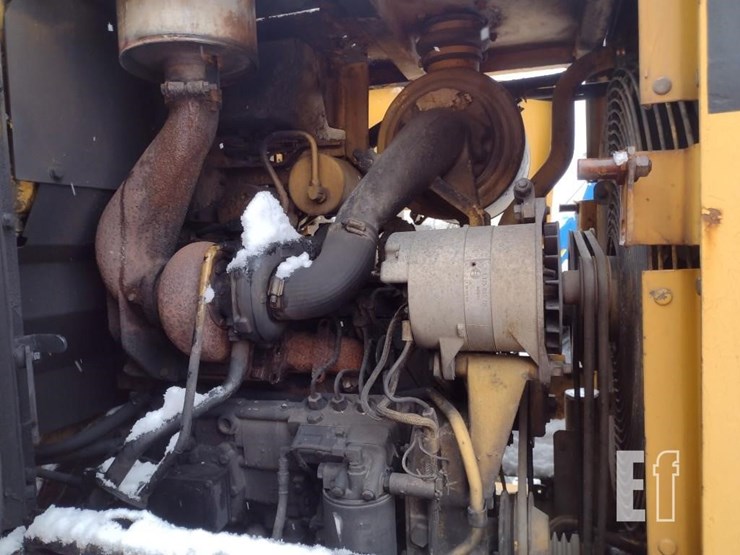 caterpillar-it28-image-28