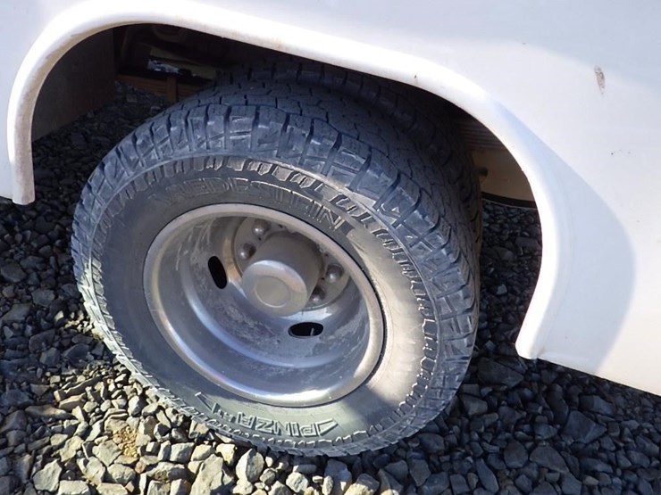 2012-ford-f350-image-27