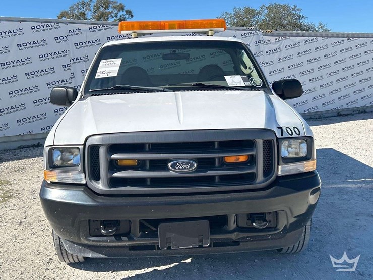 2004-ford-f250-image-30