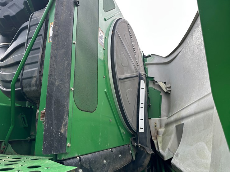 #38409-•-2014-john-deere-s680s-prwd-combine-image-60