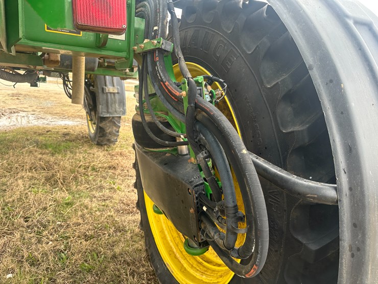 2014-john-deere-r4038-image-10
