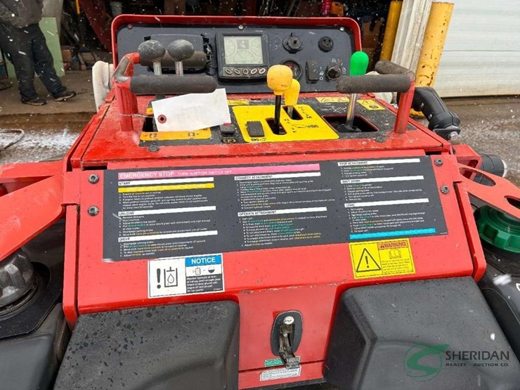 2018-ditch-witch-sk1550-image-13