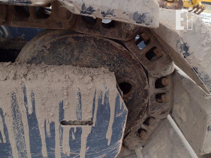 2021-deere-85g-image-41