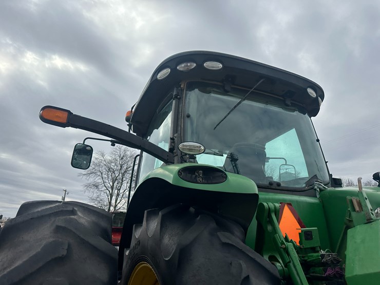 2010-john-deere-8345r-image-31