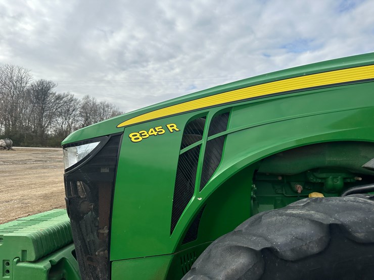 2010-john-deere-8345r-image-38