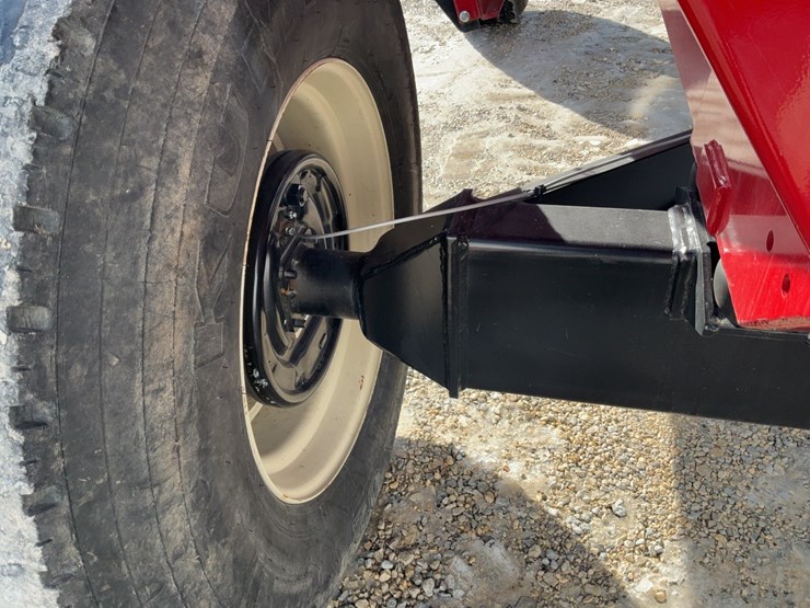 j&m-555-gravity-wagon-image-24