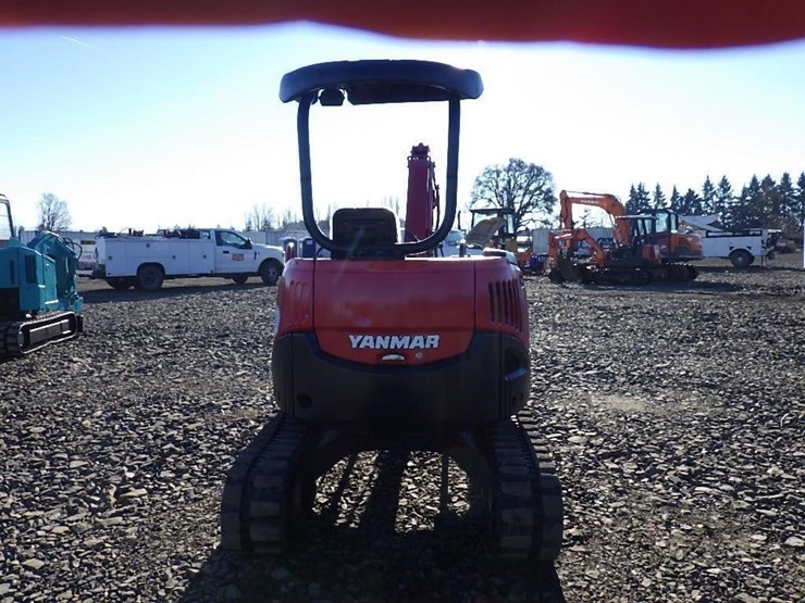 yanmar-vio35-2-image-5