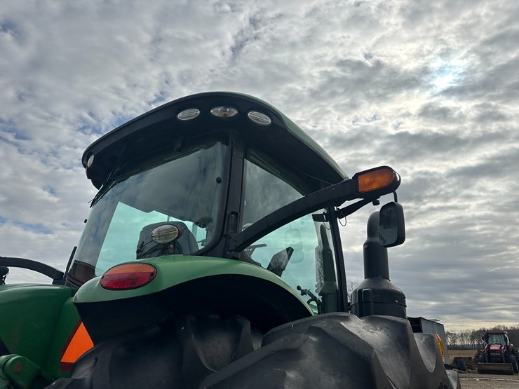 2010-john-deere-8345r-image-49