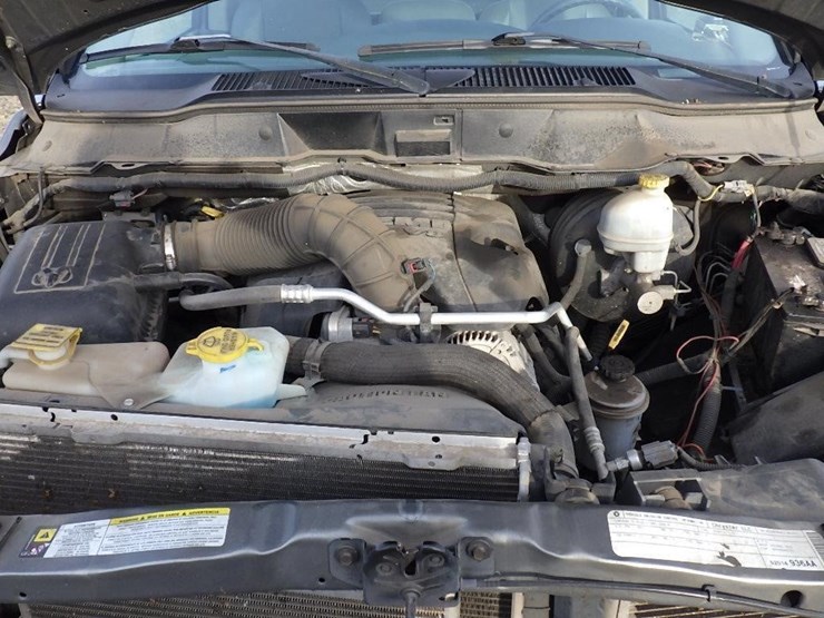 2009-dodge-2500-image-13