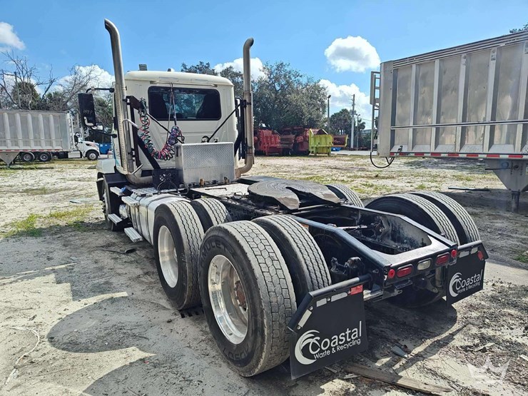 2022-mack-anthem-t/a-wet-kit-day-cab-truck-tractor-image-4