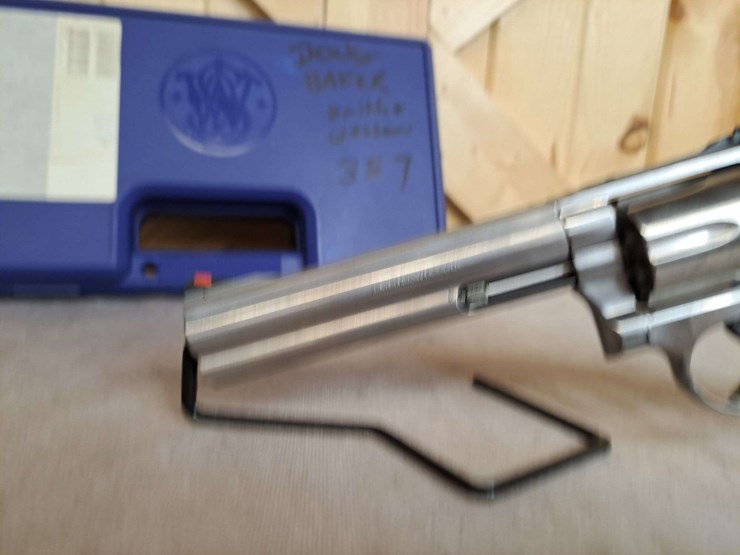 smith-&-wesson-model-686-.357-magnum-da-revolver-image-5