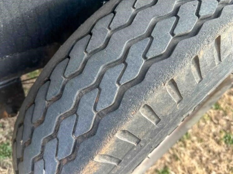 flatbed-trailer-image-15