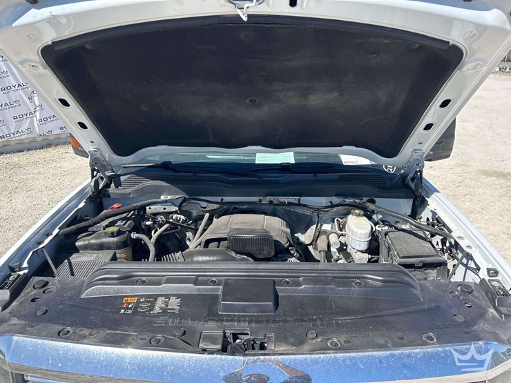 2018-chevrolet-silverado-2500hd-image-9