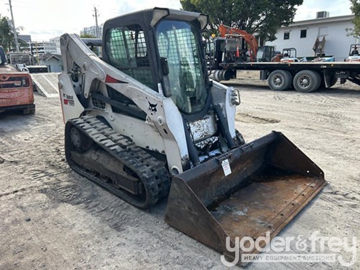 2021-bobcat-t450-image-2