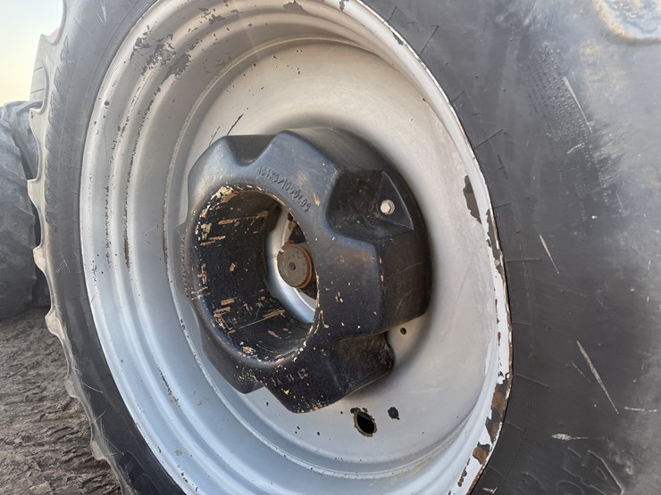 case-ih-315-magnum-image-11