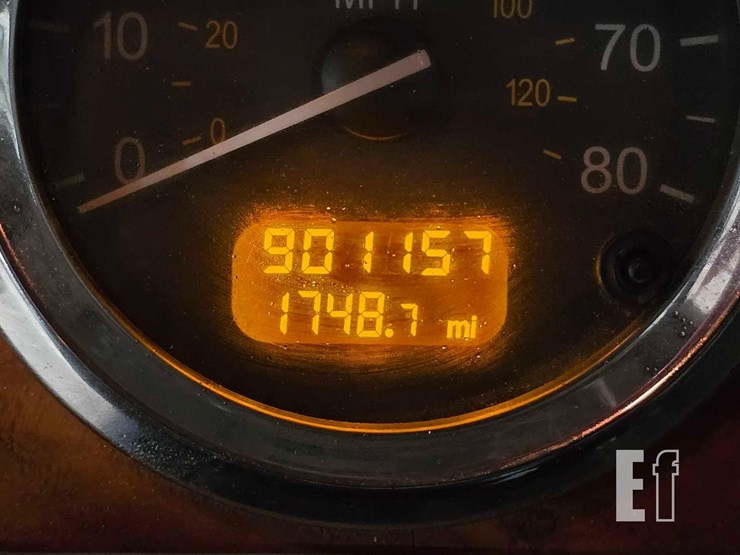 2008-peterbilt-386-image-13