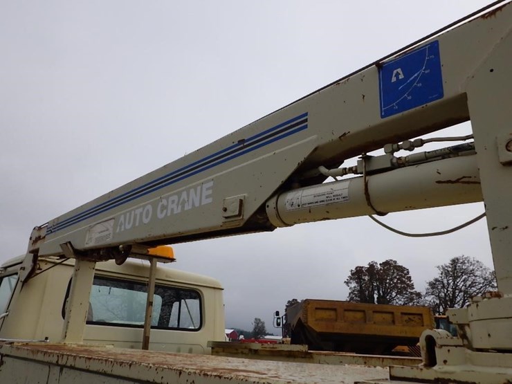 1991-international-4700-image-19