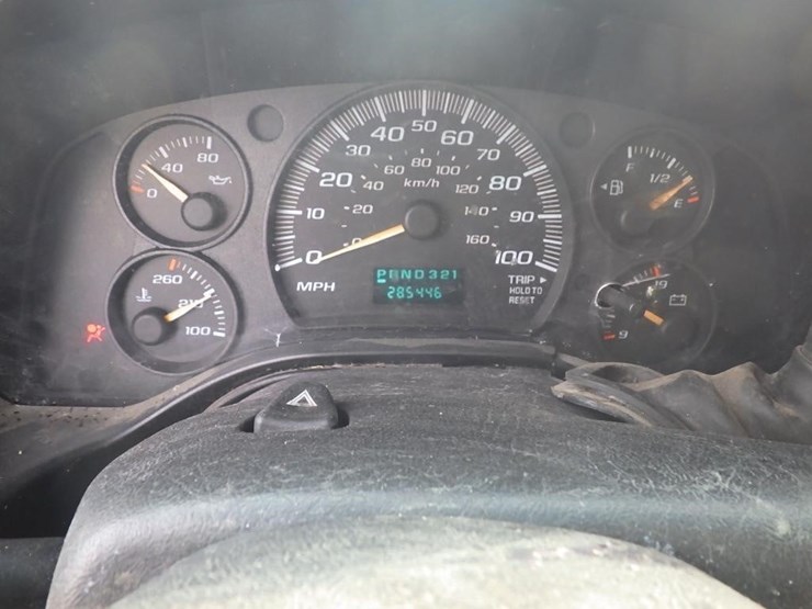 2005-chevrolet-express-2500-image-25