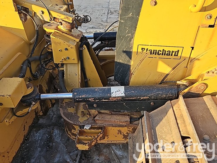 2018-caterpillar-d4k2-lgp-image-17