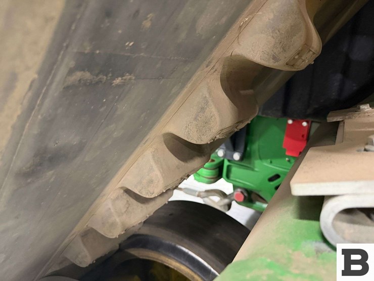 2021-john-deere-9620rx-image-57