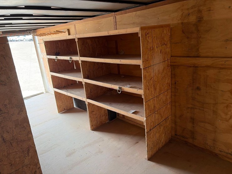 2012-carry-on-enclosed-trailer-image-9