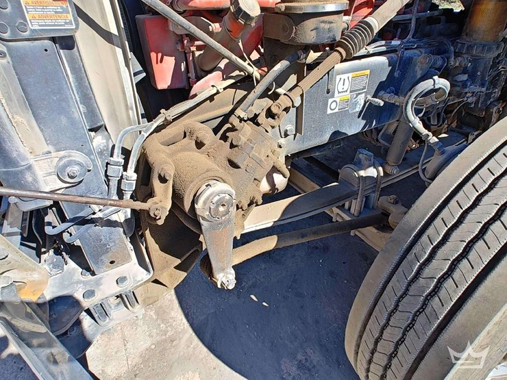 2019-kenworth-t880-image-31