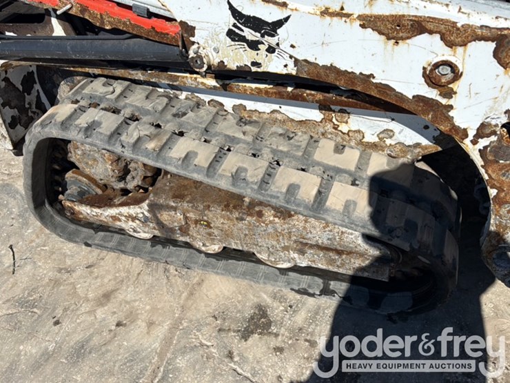 2019-bobcat-t450-image-12