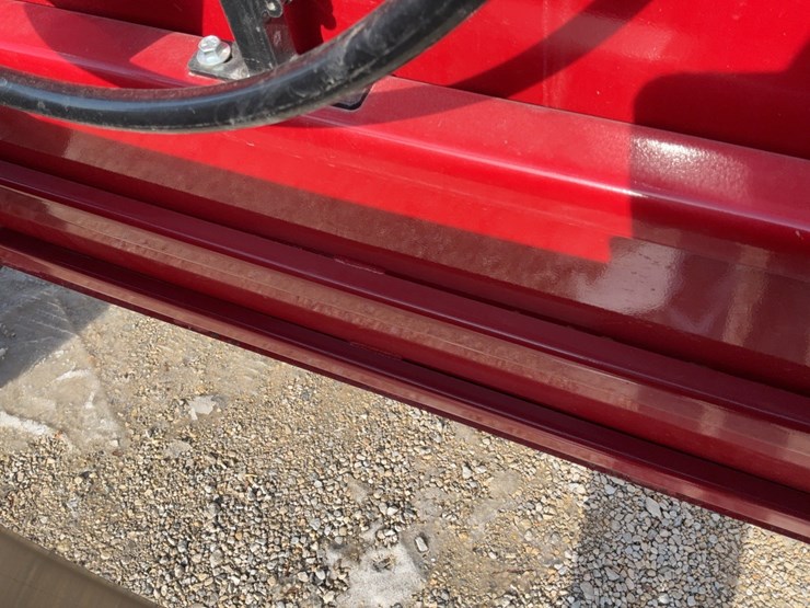 j&m-555-gravity-wagon-image-24