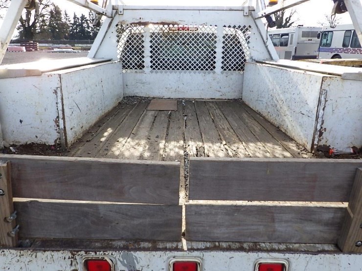 2005-chevrolet-3500-image-10