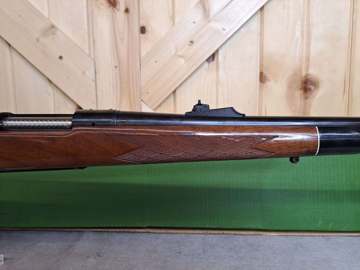 remington-model-700-7mm-mag-bolt-rifle-image-5