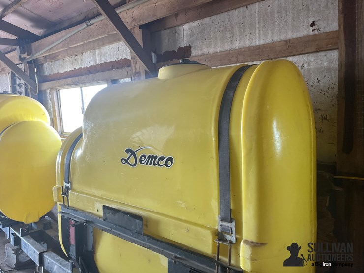 demco-saddle-tanks-image-19