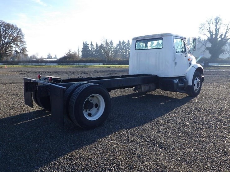 2000-international-4700-image-4