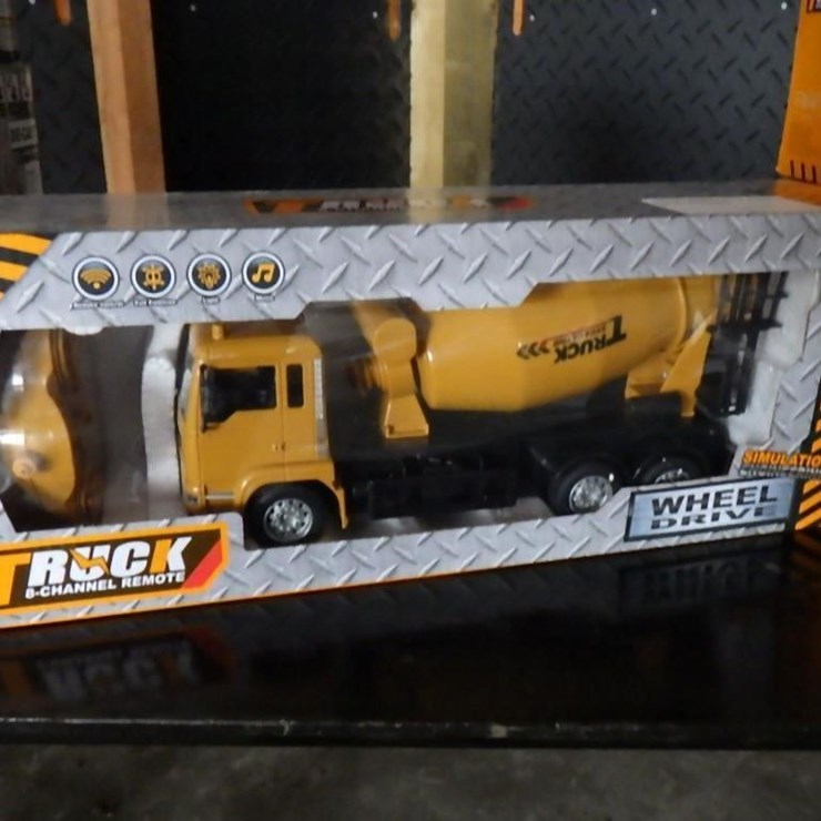 SKLP Mixer Truck Toy
