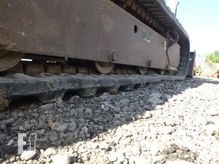 2019-bobcat-e35-image-30