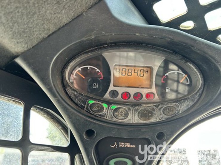 2021-bobcat-t450-image-8