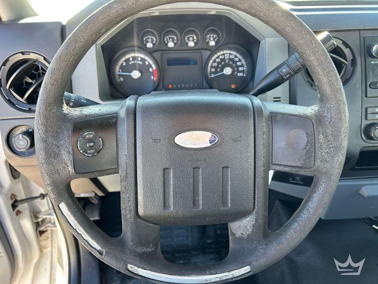 2011-ford-f250-image-13