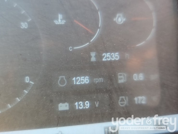 2017-skyjack-sj643th-image-24