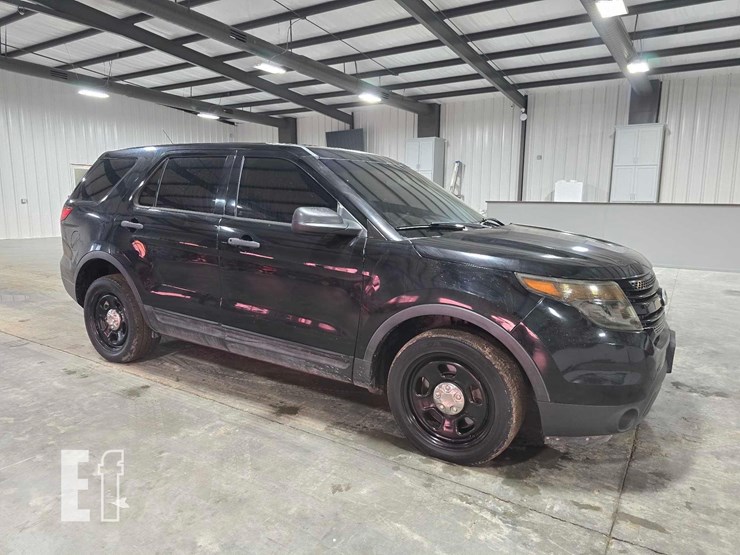 2014-ford-explorer-image-2