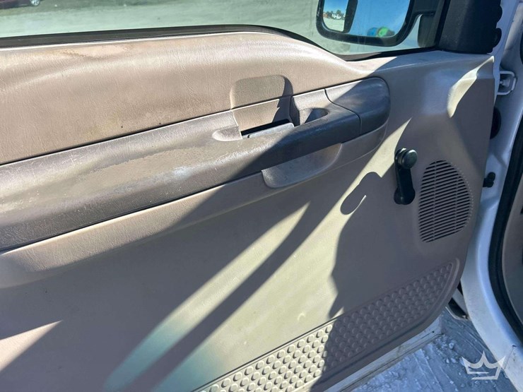 2004-ford-f250-image-11