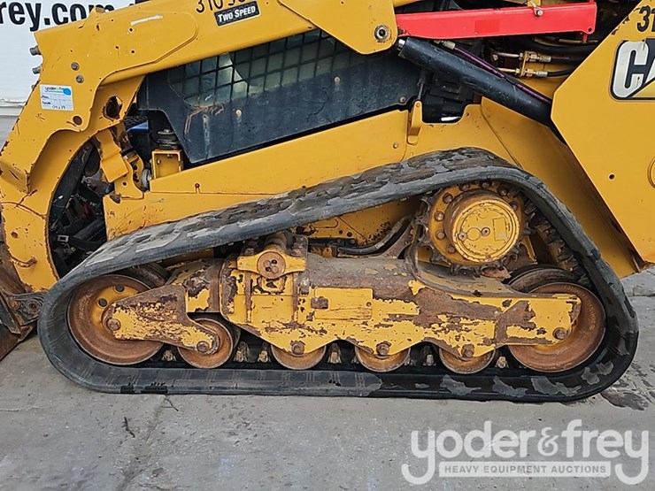 2020-caterpillar-259d3-image-17