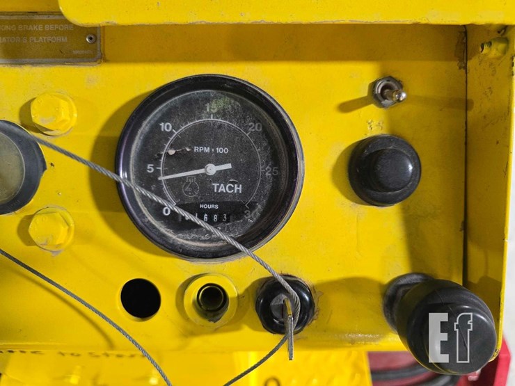 2005-dynapac-ca121pd-image-17