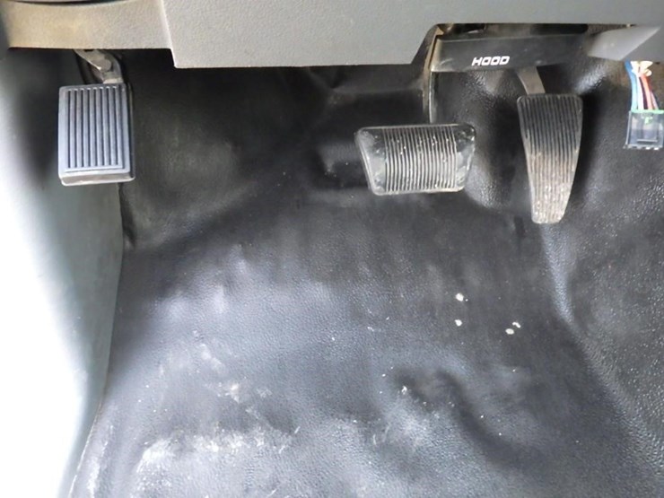 2009-dodge-2500-image-21