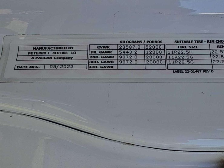 2023-peterbilt-567-image-9