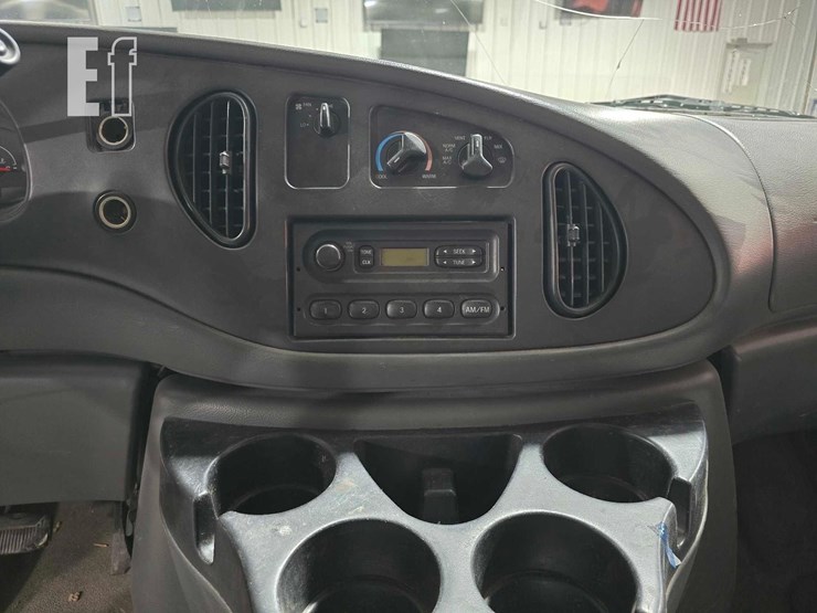 2006-ford-e350-sd-image-13