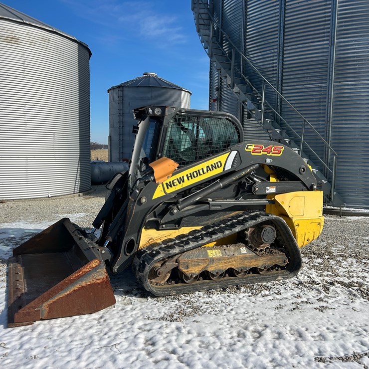 NEW HOLLAND C245