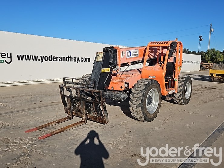 2016-sky-trak-8042-image-1