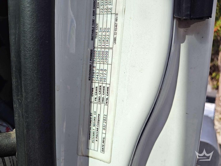 2023-peterbilt-567-t/a-wet-kit-day-cab-truck-tractor-image-6