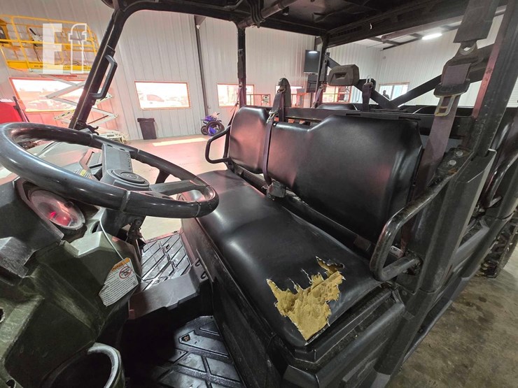 2015-polaris-ranger-crew-image-9