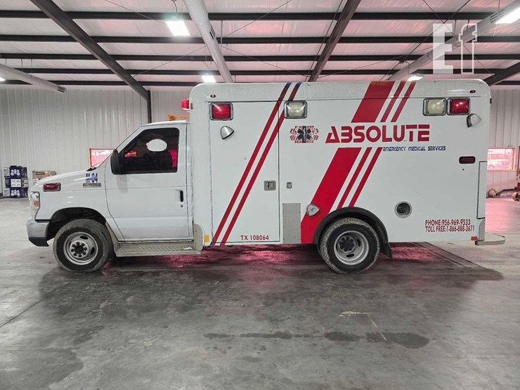 2019-ford-e350-sd-image-5